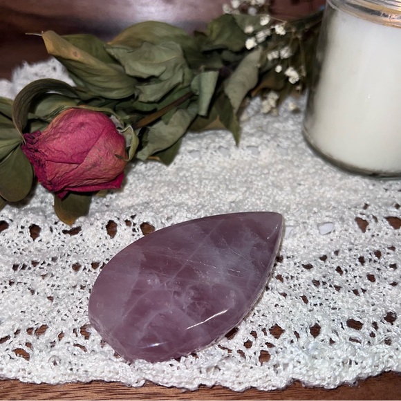 Blue Rose Quartz Teardrop (1) - Picture 3 of 7